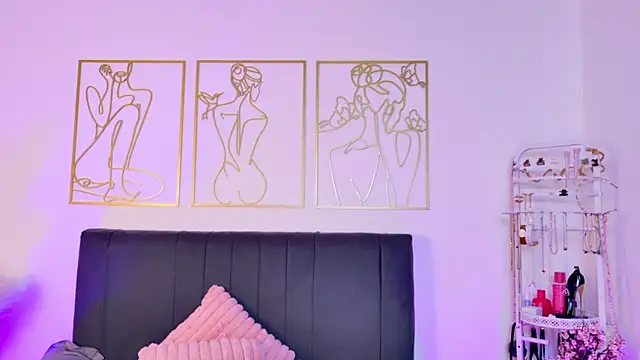 summer holiday online show from 24, 9, 2025