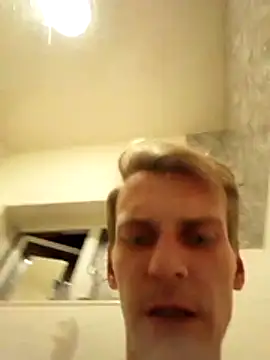 Mrleitenant online show from 2, 12, 2025