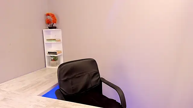 Snapshot of bulma_bambina_ chatting on 15, 11, 2025 bulma bambina online show from 15, 11, 2025