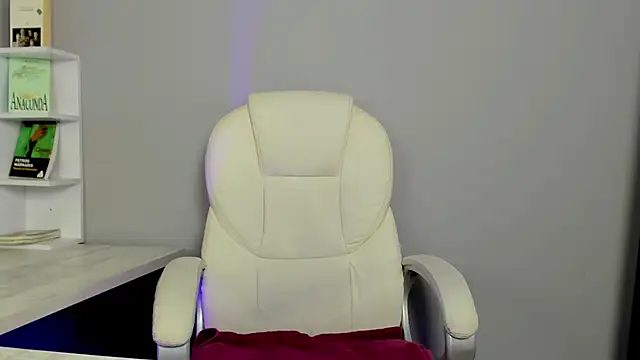 Snapshot of bulma_bambina_ chatting on 13, 3, 2025 bulma bambina online show from 13, 3, 2025