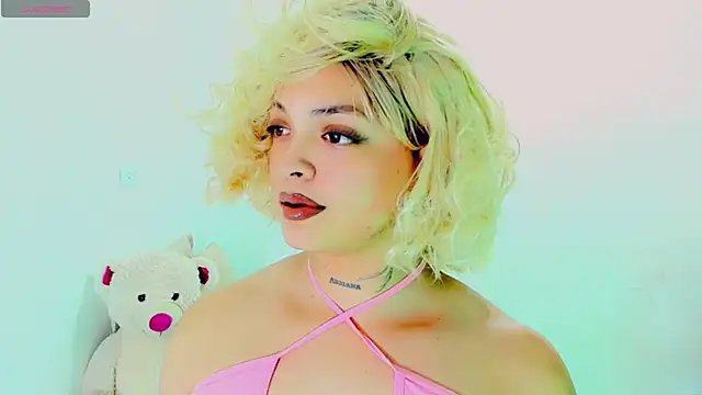 Snapshot of Emmaa_Saenz_ chatting on 28, 2, 2026 Emmaa Saenz online show from 28, 2, 2026