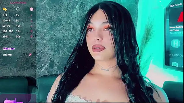 Emmaa Saenz  online show from 15, 12, 2025