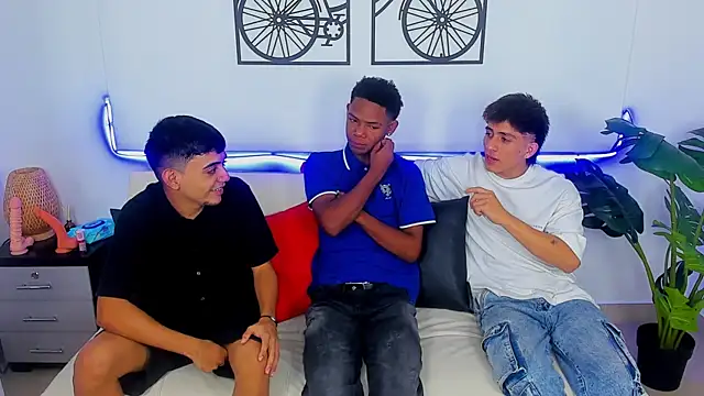 Snapshot of Crazy_nigth01 chatting on 18, 2, 2026 Crazy nigth01 online show from 18, 2, 2026