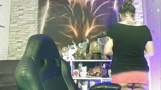 charlotedoll online show from 14, 3, 2025