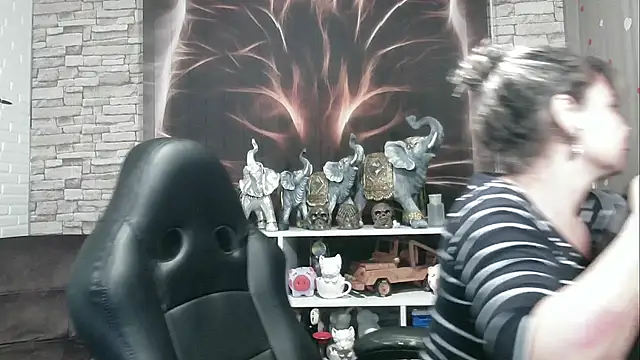 charlotedoll online show from 26, 2, 2025