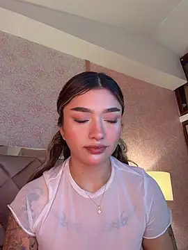 Snapshot of Arianavillada chatting on 10, 7, 2026 Arianavillada online show from 10, 7, 2026