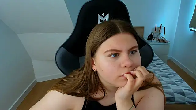 Snapshot of AbbyPleasure chatting on 21, 5, 2026 AbbyPleasure online show from 21, 5, 2026