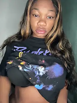 CharismaaBanx online show from 3, 12, 2024