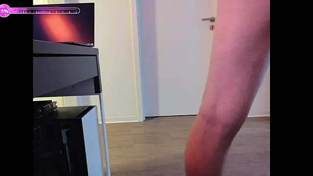 Hot ToyBoy6974 online show from 8, 11, 2025