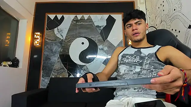 Snapshot of liam_genner_ chatting on 10, 3, 2025 liam genner online show from 10, 3, 2025