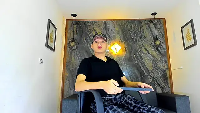 Snapshot of liam_genner_ chatting on 6, 3, 2025 liam genner online show from 6, 3, 2025