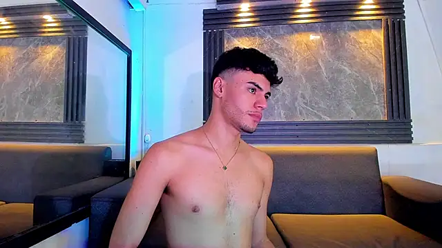 Snapshot of liam_genner_ chatting on 28, 9, 2025 liam genner online show from 28, 9, 2025