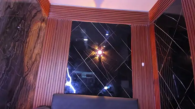 Snapshot of liam_genner_ chatting on 19, 11, 2025 liam genner online show from 19, 11, 2025