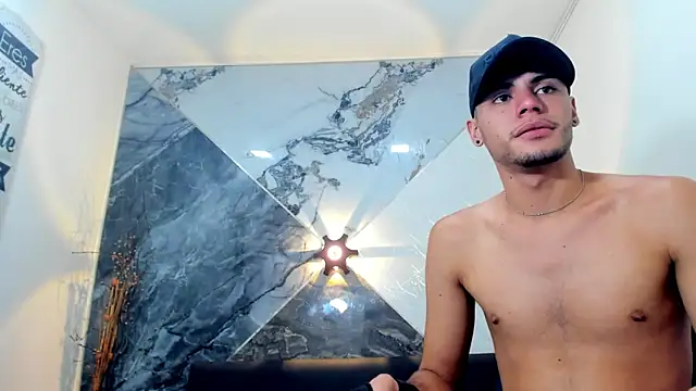 Snapshot of liam_genner_ chatting on 10, 3, 2025 liam genner online show from 10, 3, 2025