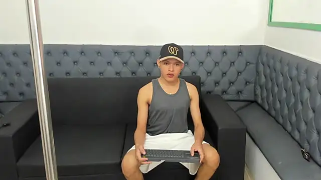 Snapshot of liam_genner_ chatting on 16, 3, 2025 liam genner online show from 16, 3, 2025