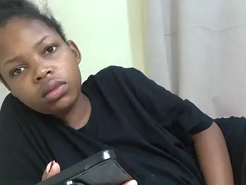 Snapshot of queen-sasha chatting on 3, 2, 2026 queen-sasha online show from 3, 2, 2026