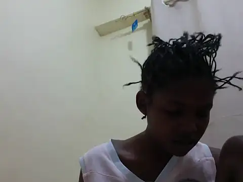 Snapshot of queen-sasha chatting on 27, 6, 2026 queen-sasha online show from 27, 6, 2026