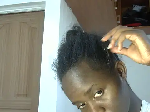 Seeexxxy-bree online show from 17, 4, 2026