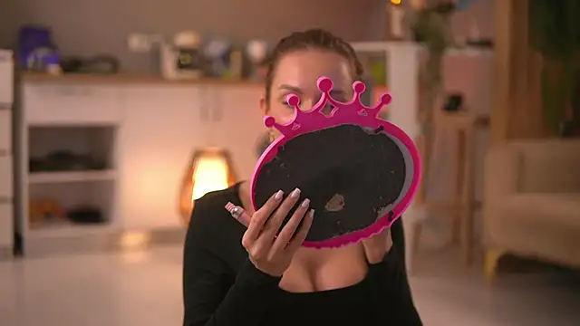 ButterflyLeah online show from 18, 2, 2026