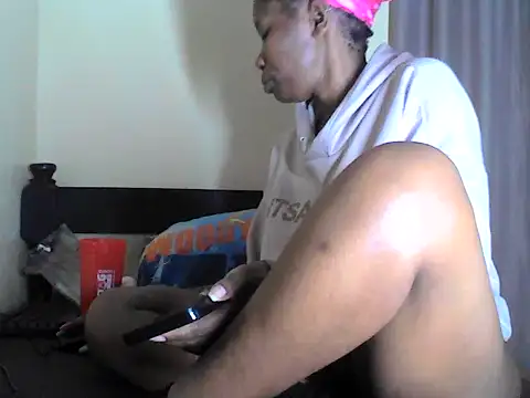 smallnaughtygirl online show from 7, 3, 2026