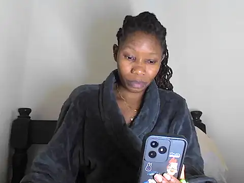 smallnaughtygirl online show from 3, 10, 2025