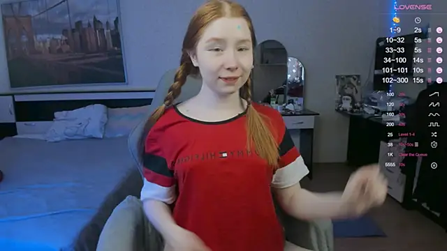 CallMeEffy1 online show from 13, 5, 2026