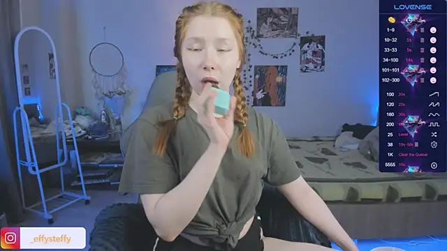 CallMeEffy1 online show from 26, 3, 2026