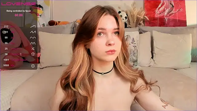 Frau Lina online show from 5, 11, 2025