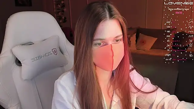 Frau Lina online show from 8, 2, 2025