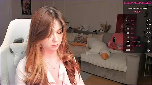 Frau Lina online show from 2, 12, 2025