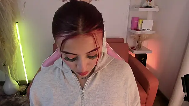 veronicaxx69 online show from 24, 4, 2026
