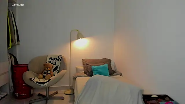 Curlblue online show from 28, 10, 2025