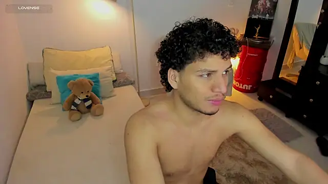 Curlblue online show from 26, 9, 2025