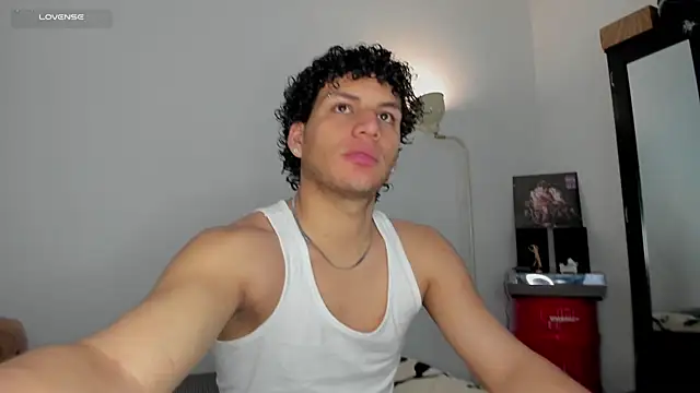 Curlblue online show from 17, 10, 2025