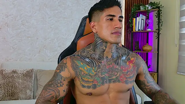 AdanReilly online show from 26, 9, 2025