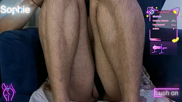 Snapshot of Sophiehuntress chatting on 22, 10, 2025 Sophiehuntress online show from 22, 10, 2025