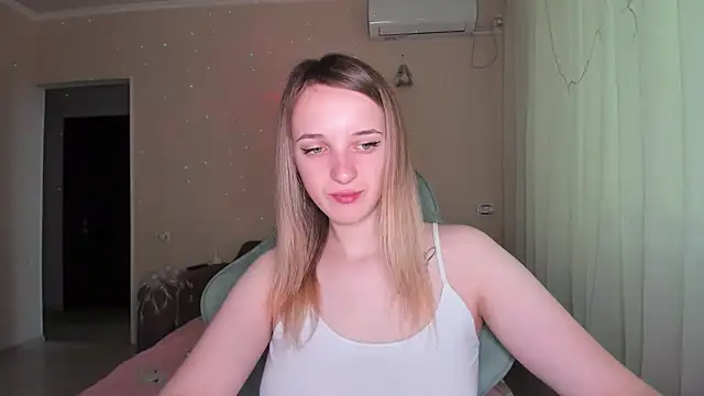 Snapshot of RouseReed chatting on 21, 3, 2026 RouseReed online show from 21, 3, 2026