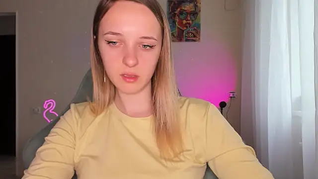 Snapshot of RouseReed chatting on 9, 4, 2026 RouseReed online show from 9, 4, 2026