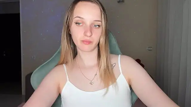 Snapshot of RouseReed chatting on 29, 3, 2026 RouseReed online show from 29, 3, 2026