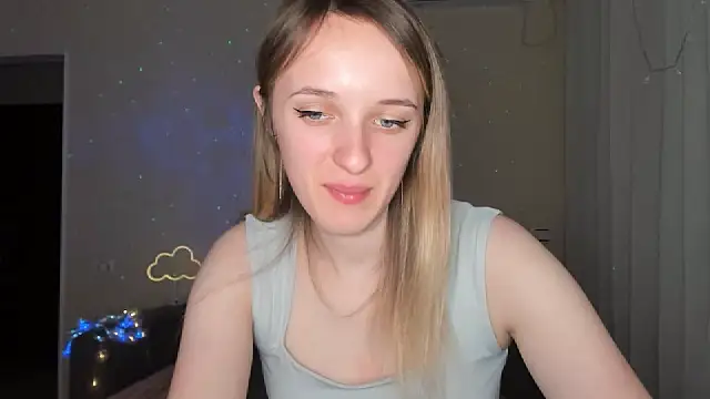 Snapshot of RouseReed chatting on 10, 3, 2026 RouseReed online show from 10, 3, 2026