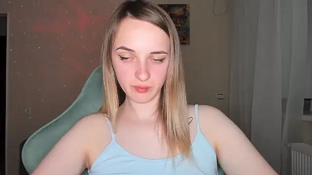 Snapshot of RouseReed chatting on 14, 4, 2026 RouseReed online show from 14, 4, 2026