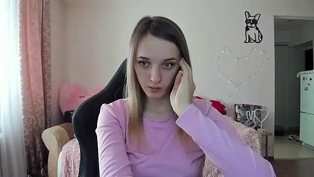 Snapshot of RouseReed chatting on 14, 3, 2026 RouseReed online show from 14, 3, 2026