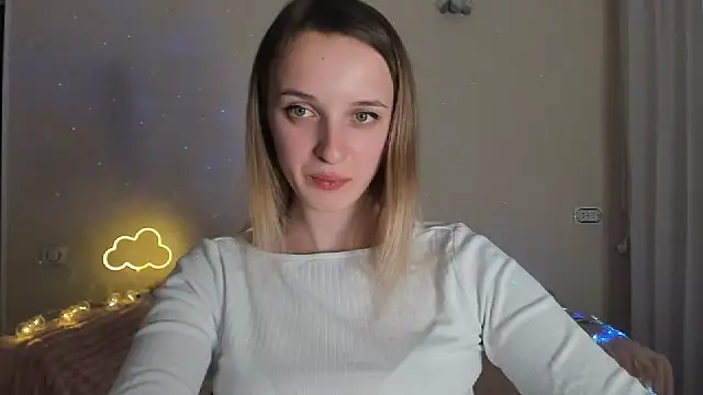 Snapshot of RouseReed chatting on 5, 3, 2026 RouseReed online show from 5, 3, 2026