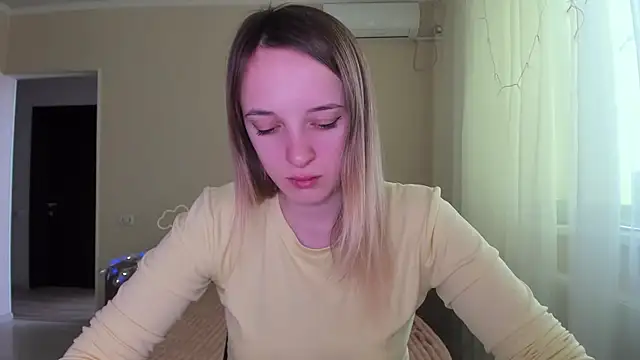 Snapshot of RouseReed chatting on 11, 3, 2026 RouseReed online show from 11, 3, 2026