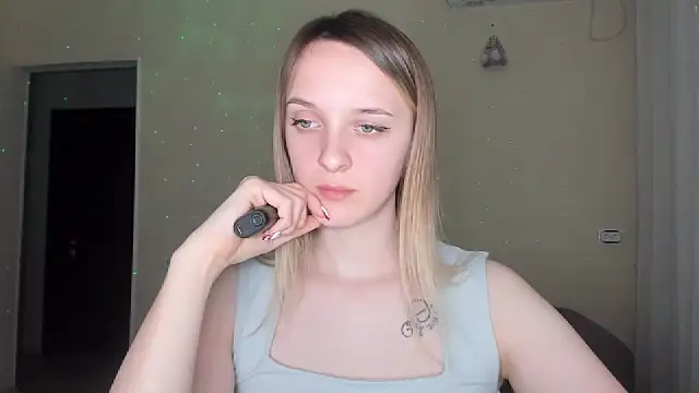 Snapshot of RouseReed chatting on 7, 3, 2026 RouseReed online show from 7, 3, 2026