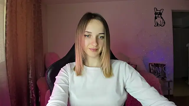Snapshot of RouseReed chatting on 16, 5, 2026 RouseReed online show from 16, 5, 2026