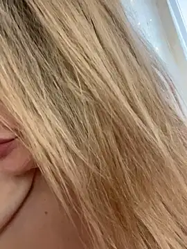 LadyLolyPop  online show from 3, 3, 2025