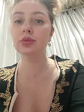 Snapshot of LadyLolyPop_ chatting on 5, 6, 2026 LadyLolyPop online show from 5, 6, 2026