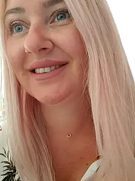 LadyLolyPop  online show from 1, 7, 2026