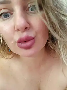 LadyLolyPop  online show from 21, 9, 2025